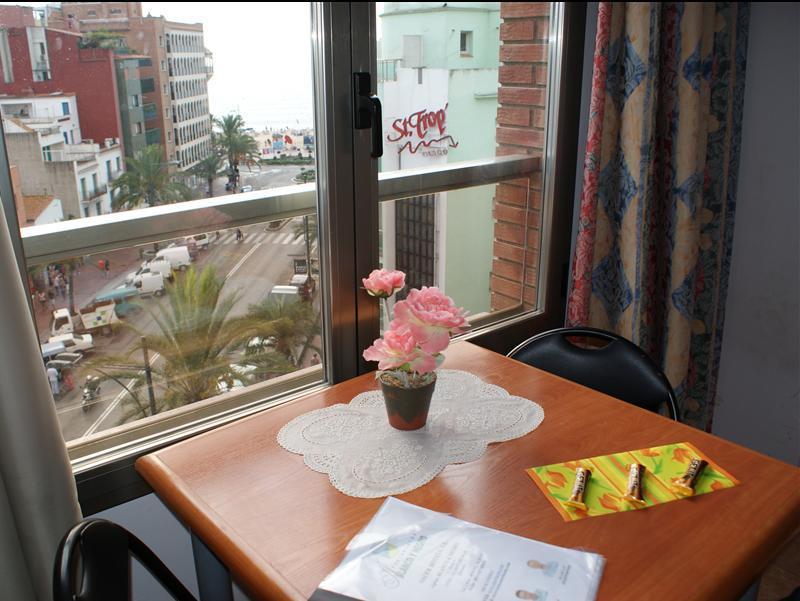 Blanco Y Negro Apartments Lloret de Mar Kültér fotó